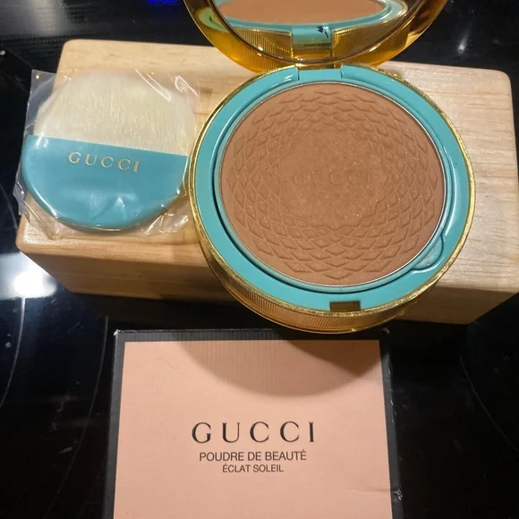 BNWB*GUCCI SUN KISSED BRONZER 🌞